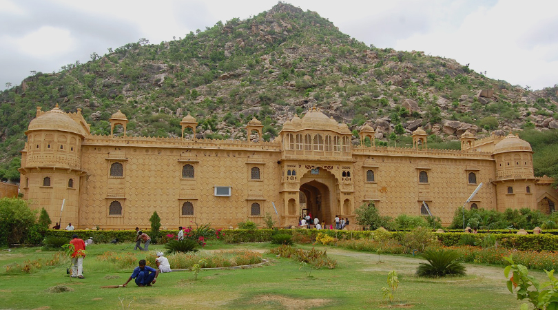 Jodhpur to Jalor Taxi